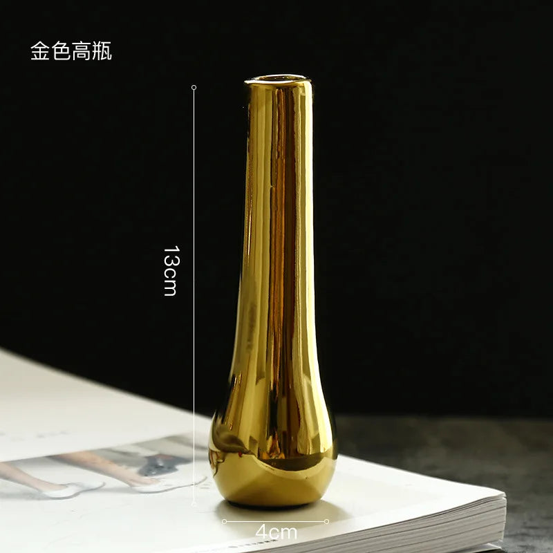 Mini Luxury Gold Ceramic Vase – Elegant Tabletop Decor for Dried Flowers & Fine Dining