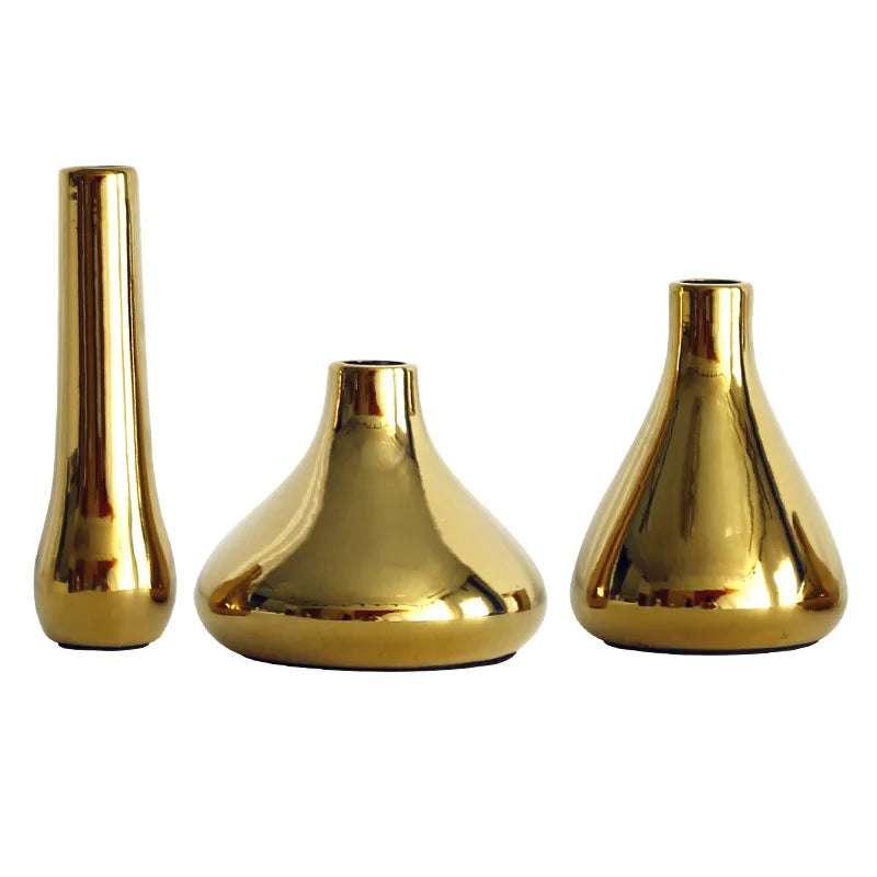 Mini Luxury Gold Ceramic Vase – Elegant Tabletop Decor for Dried Flowers & Fine Dining